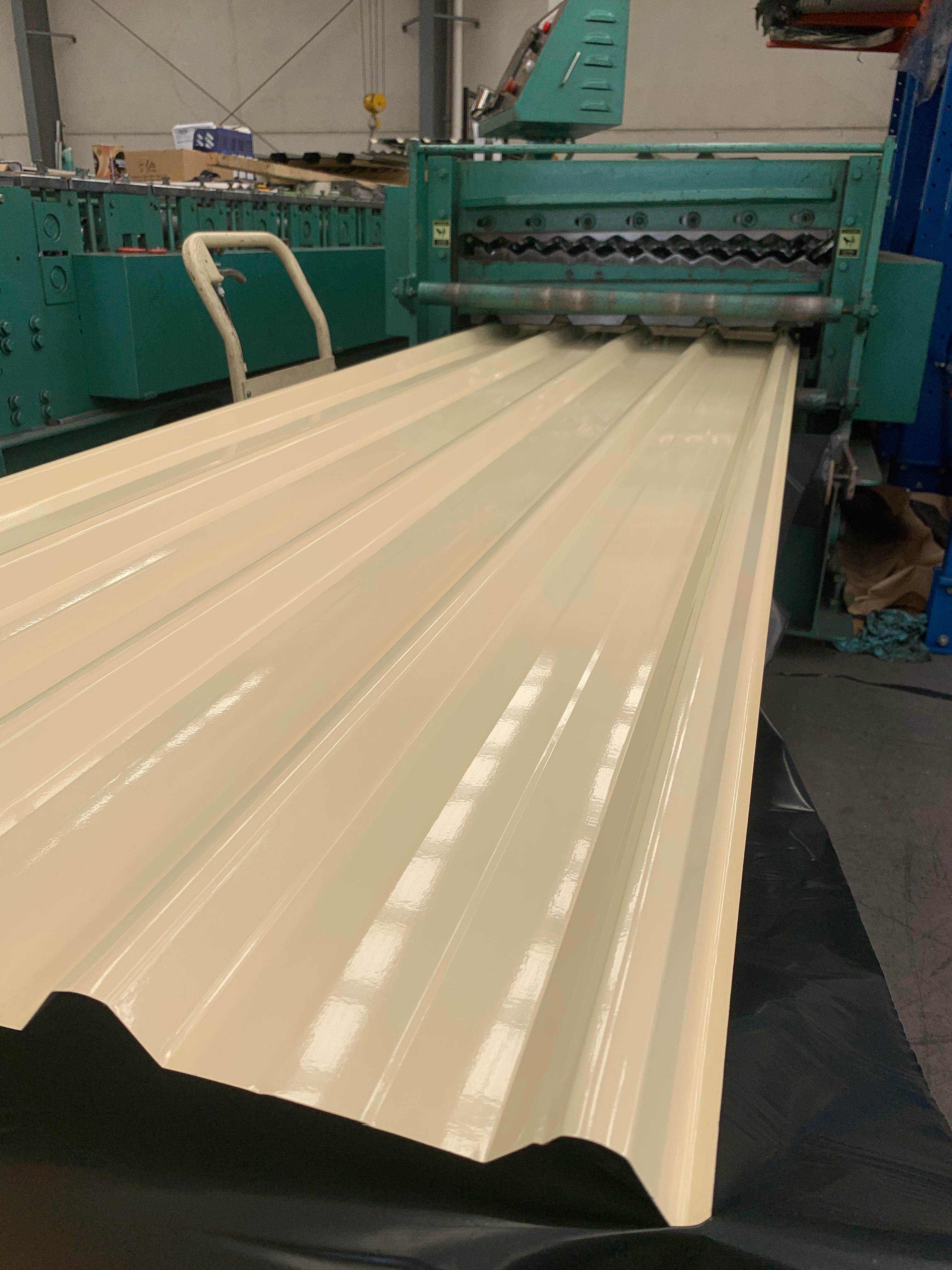 5-Rib Roofing Sheet CLASSIC CREAM