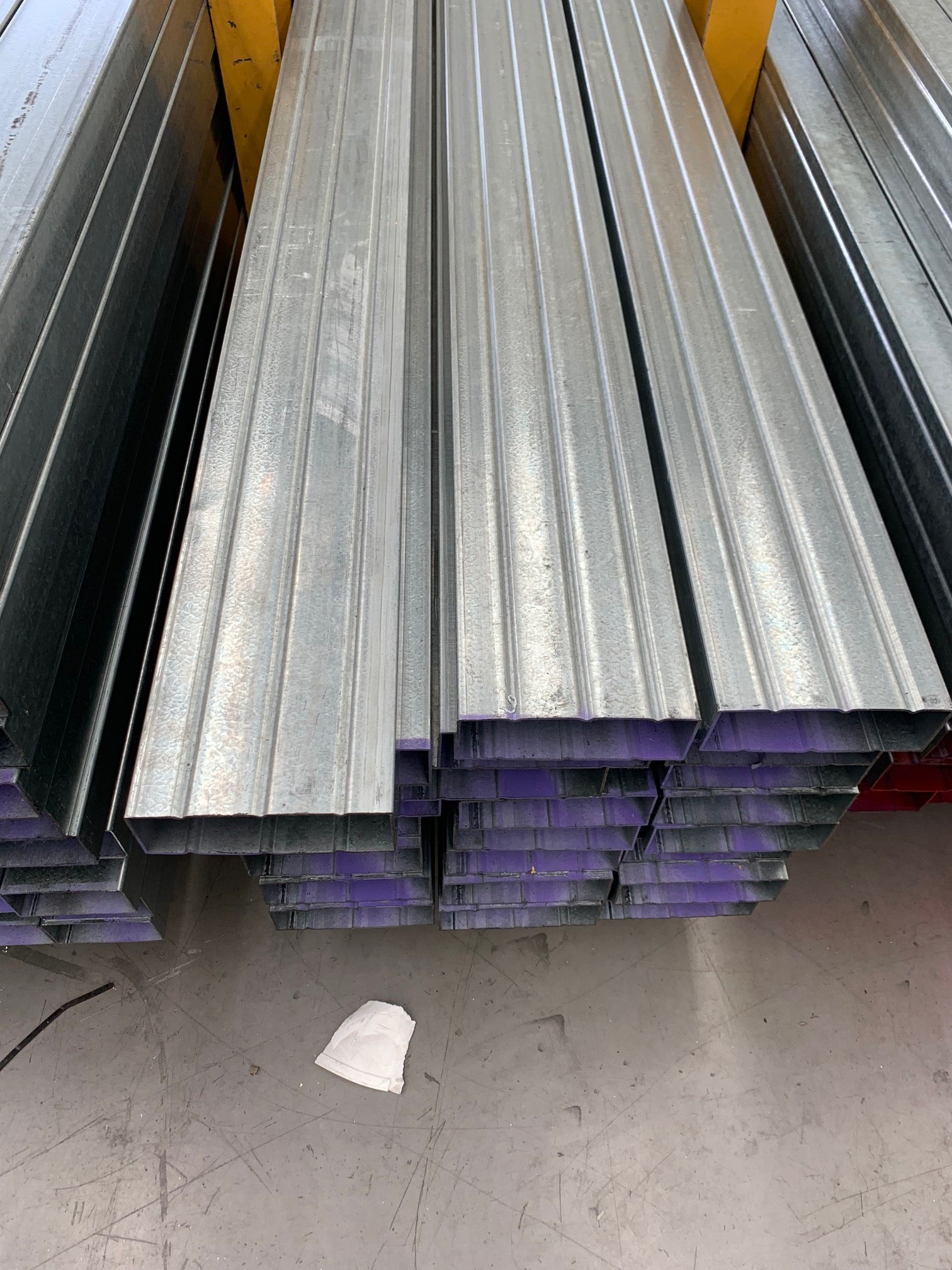 Steel Triple Star Grooved Box 150x50x1.5